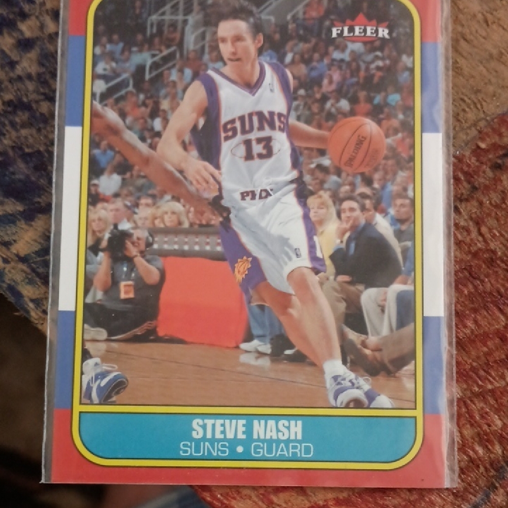 Fleer Steve Nash Basketball Trading Card